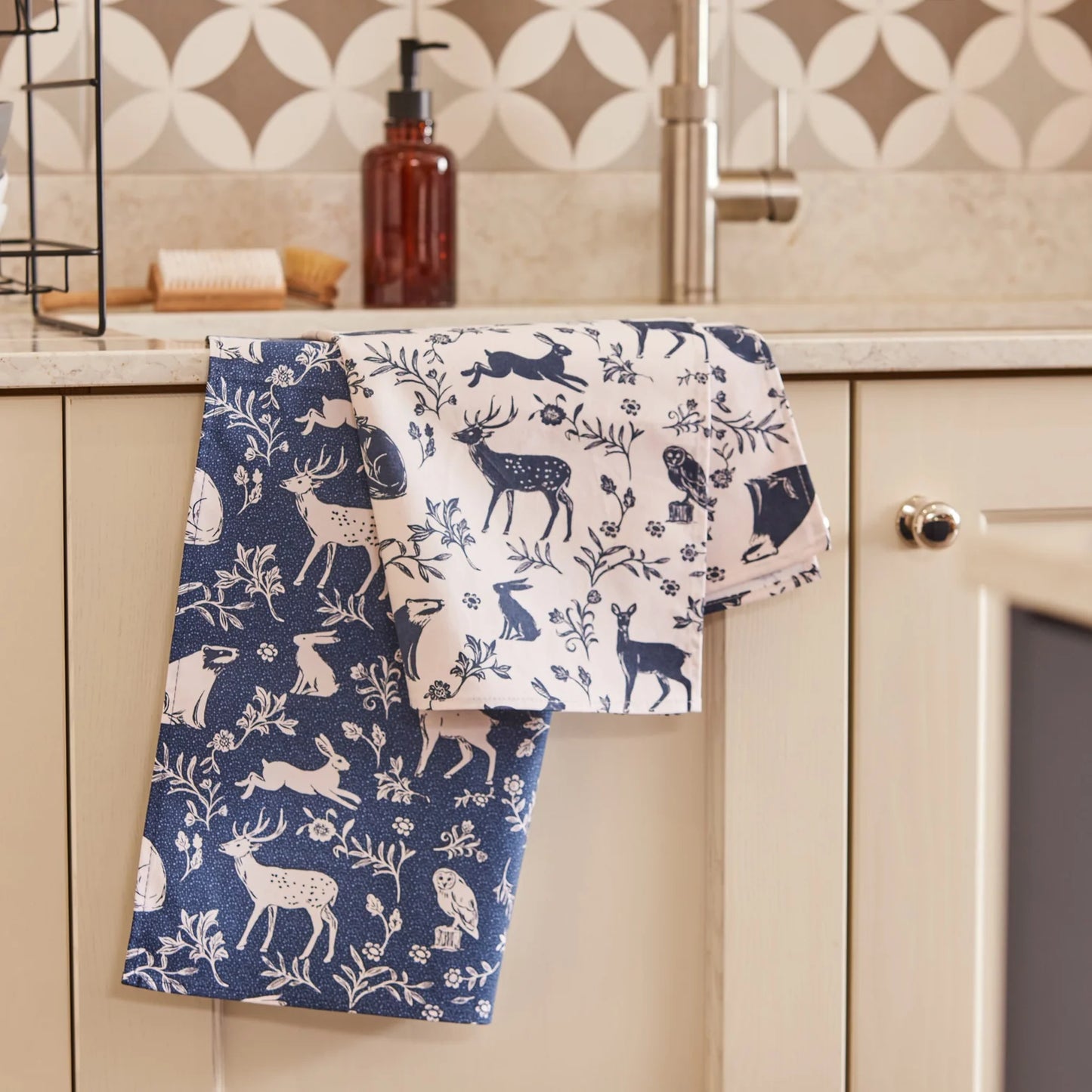 Tea Towel "Forest Friends" - Navy/White