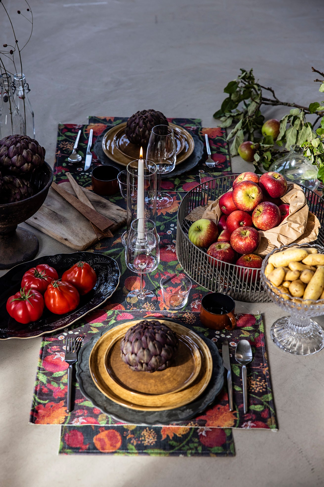 Ekelund Table Runner: "Fruktrik"