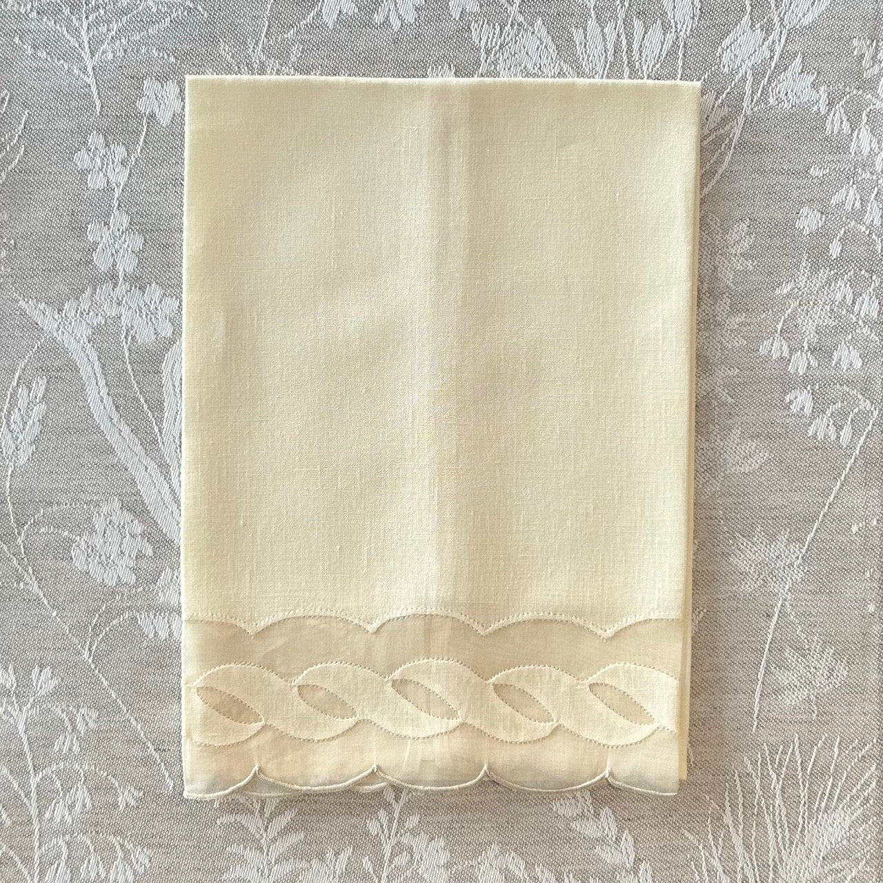 Madeira Embroidered Guest Towels