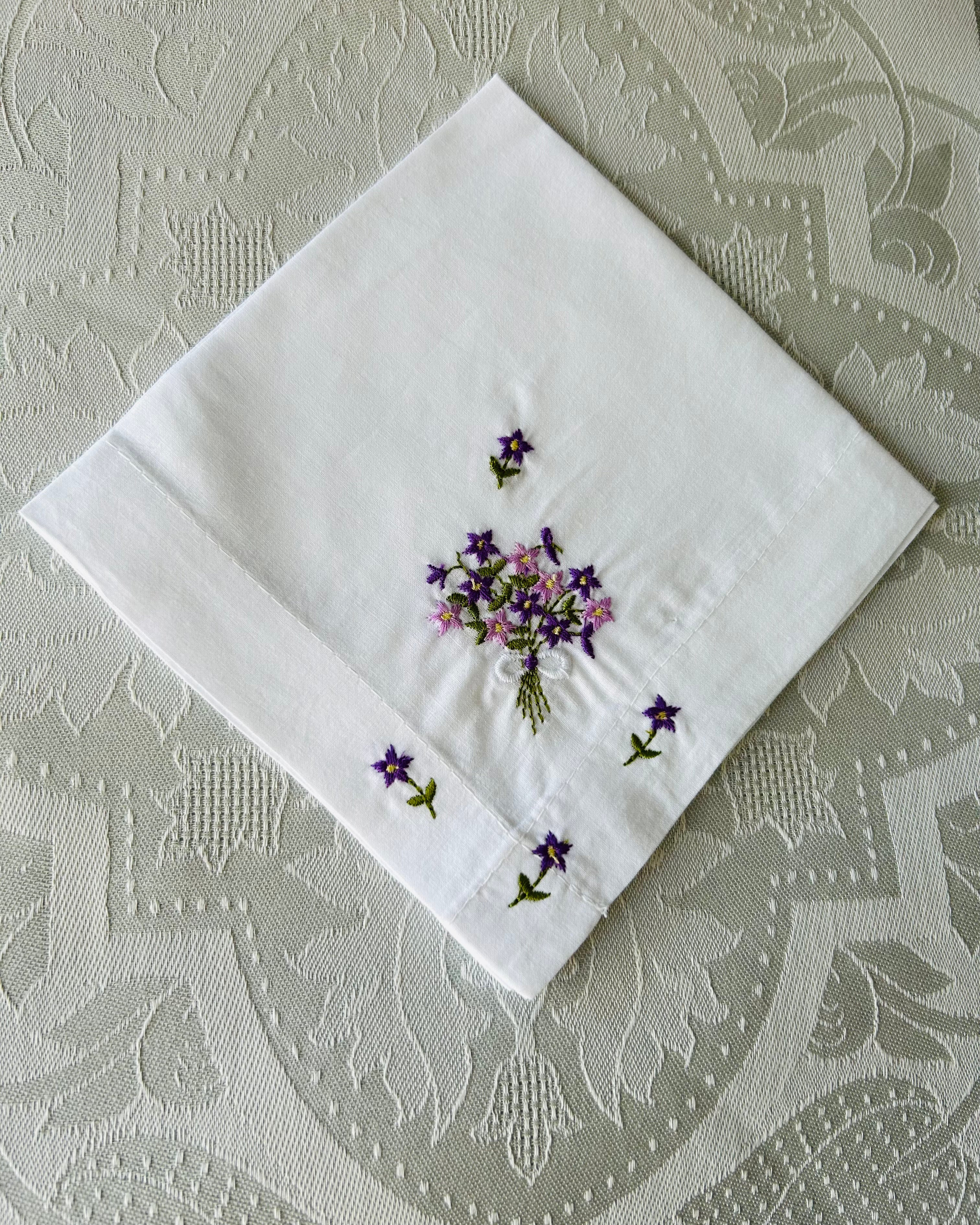 Ladies embroidered outlet handkerchiefs