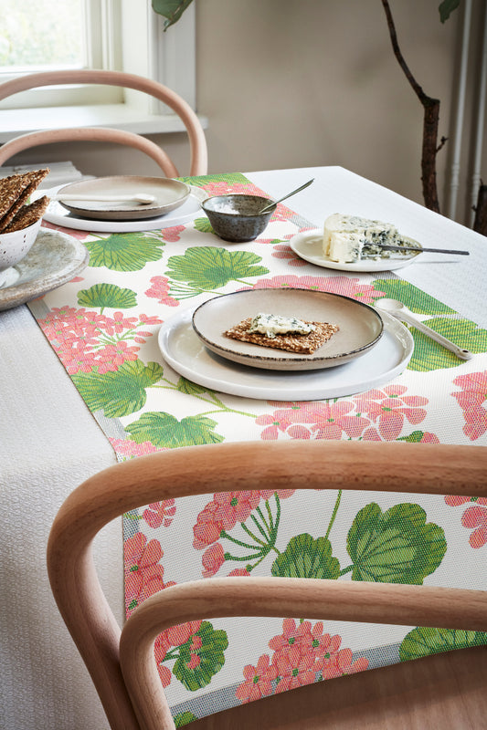 Ekelund Table Runner: "Pelargonia"